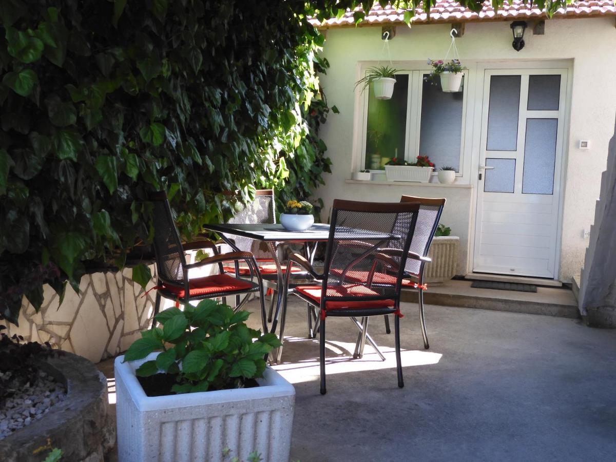 Jagoda Apartman Zrnovo ภายนอก รูปภาพ